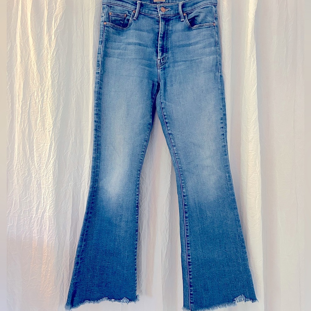 MOTHER Weekender Fray Jeans